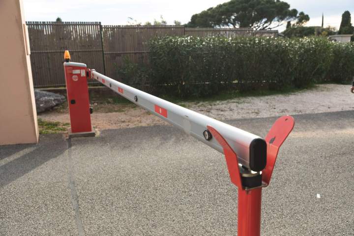 Spécialiste en automatismes de portail - Le Golfe de Saint-Tropez