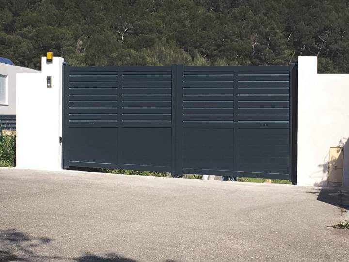 Pose d’automatismes de portails - Le Golfe de Saint-Tropez