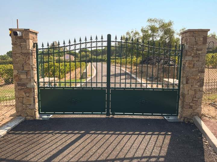 Pose d’automatismes de portails - Le Golfe de Saint-Tropez