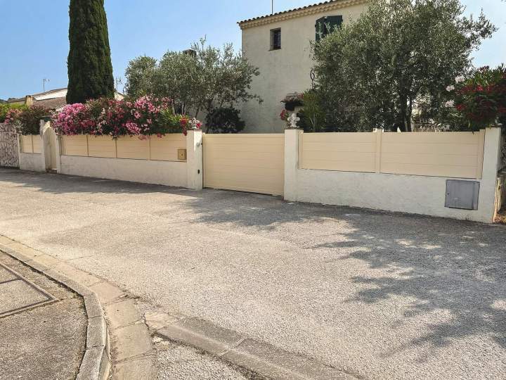 Portail automatique fonctionnel Le Golfe de Saint-Tropez