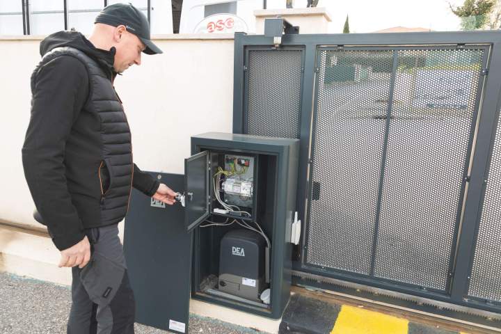 Pose d’automatismes de portails - Le Golfe de Saint-Tropez