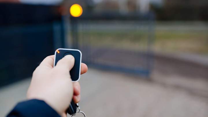 Entreprise proposant différents types de motorisation d’un portail à Saint-Tropez<br>Entreprise spécialisée dans la pose de différents types de motorisation d'un portail à Saint-Tropez<br>Mise en place de différents types de motorisation d'un portail à Saint-Tropez