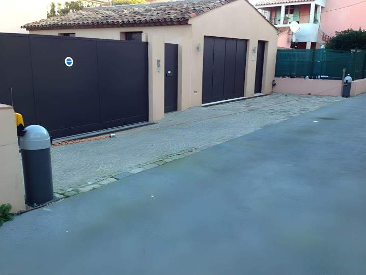 Barrière à chaîne Le Golfe de Saint-Tropez